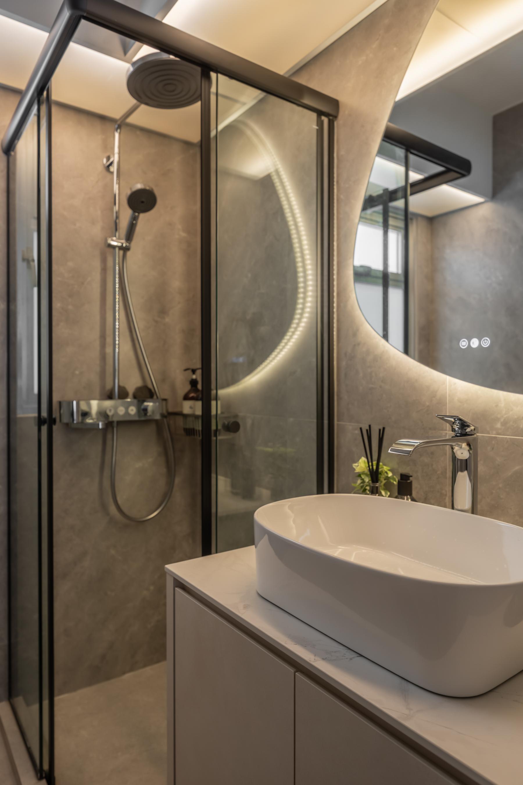 Minimalist Bathroom with Mirror and Glass Door