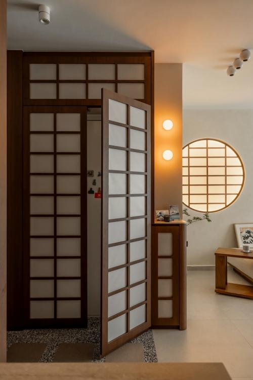 Contemporary Foyer at 95A Circuit Road