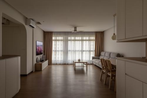 Scandinavian Living Room at 952 tampines st.96
