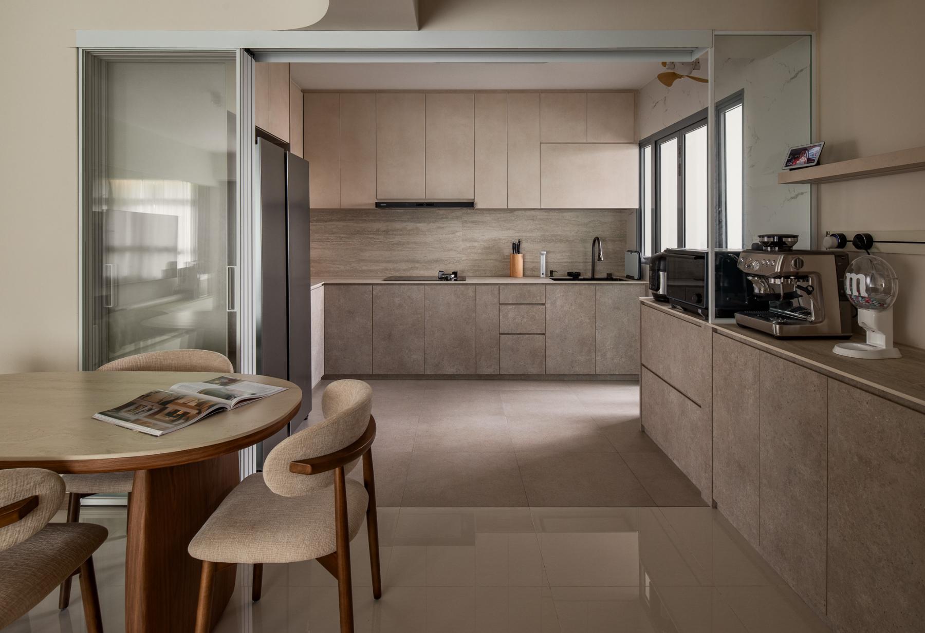 Minimalist Kitchen with Countertop and Homogeneous Tiles