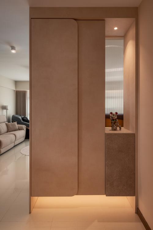 Minimalist Foyer at 246B KEBUN BAHRU EDGE