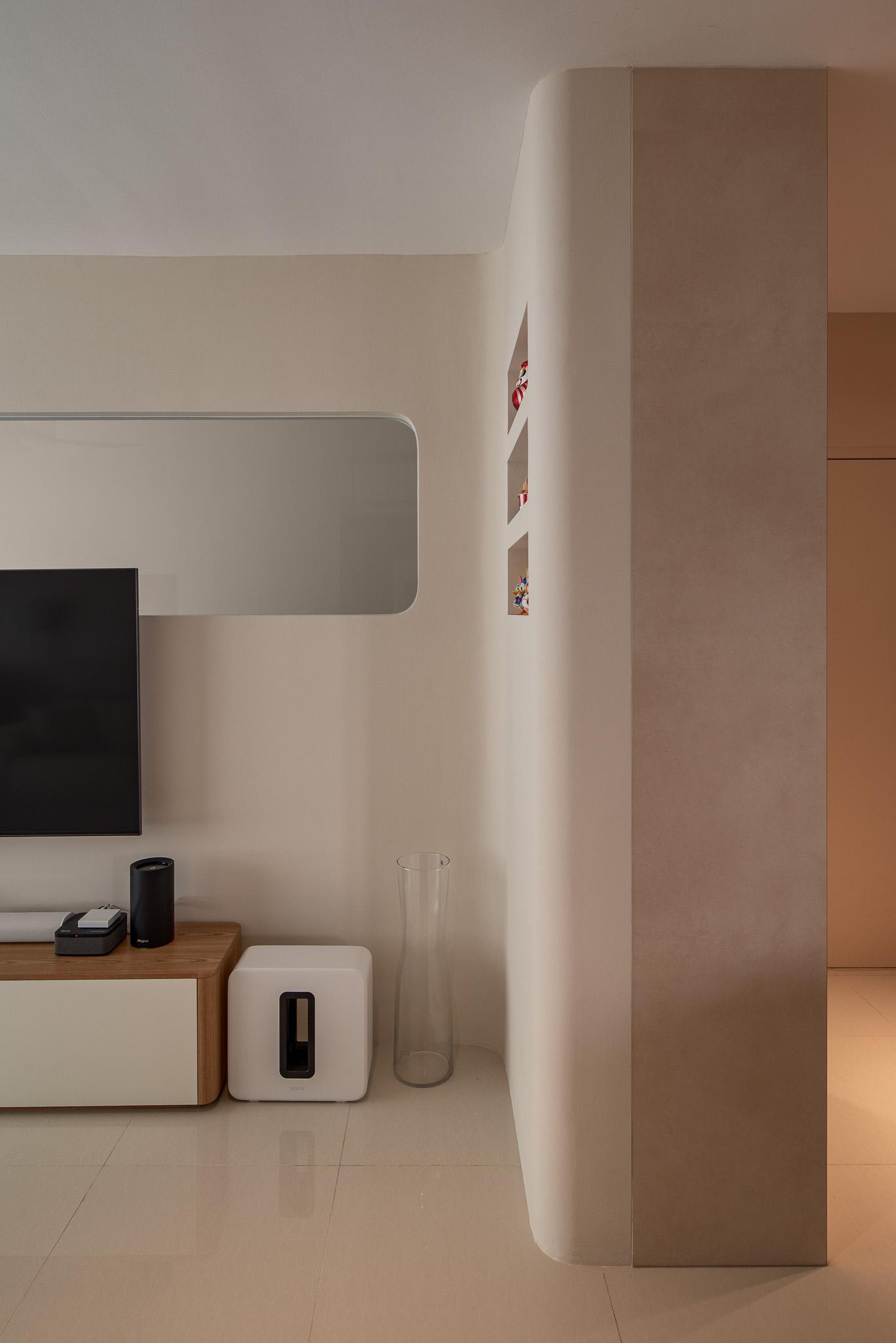 Minimalist Foyer with Feature Wall and Artwork