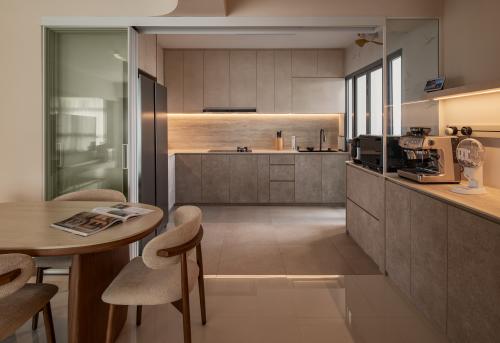 Minimalist Kitchen at 246B KEBUN BAHRU EDGE