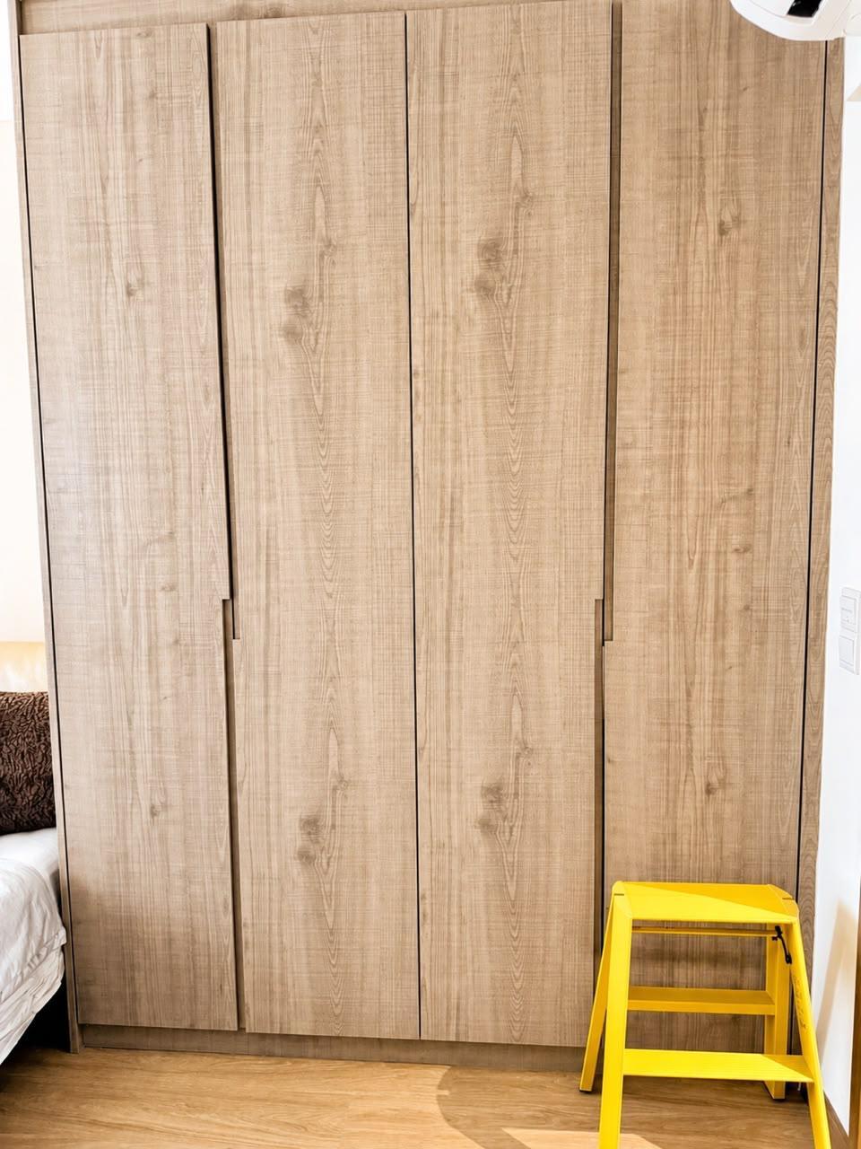 Modern Bedroom with Wood Flooring and Wardrobe