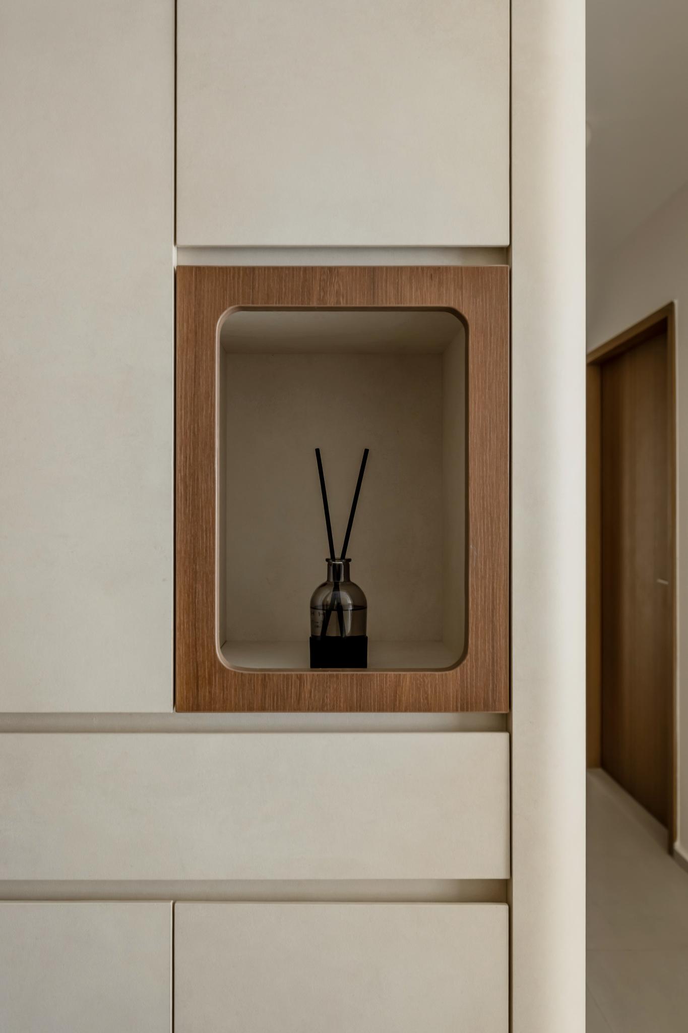 Scandinavian Entryway with Shoe Rack and Small Storage