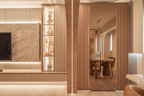 Contemporary Living Room at Tampines Ave 5