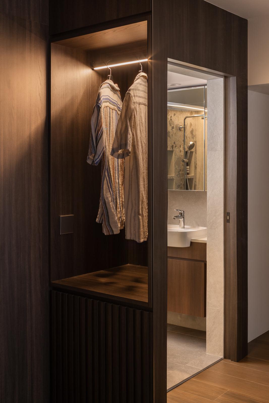Contemporary Walk-in Wardrobe with Wardrobe and Open Storage