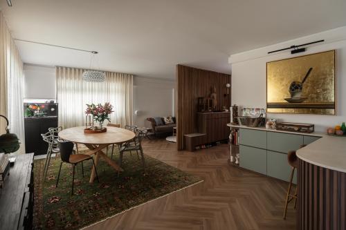 Modern Pantry at Boon Tiong Road