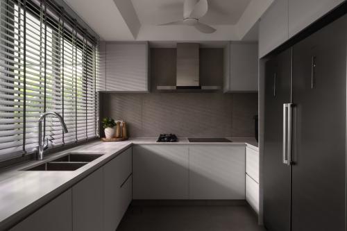 Contemporary Kitchen at Shadow & Stone