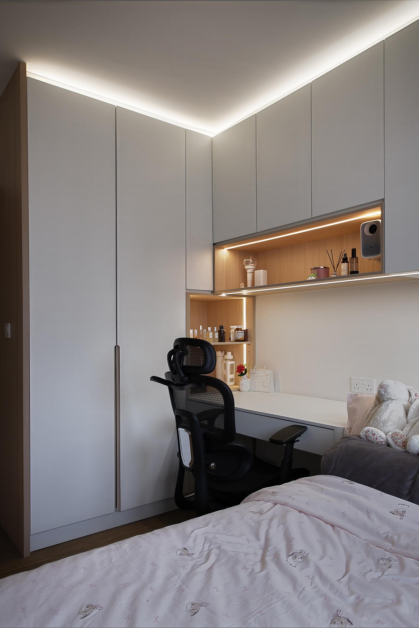 Contemporary Bedroom with Vinyl Flooring and Bay Window