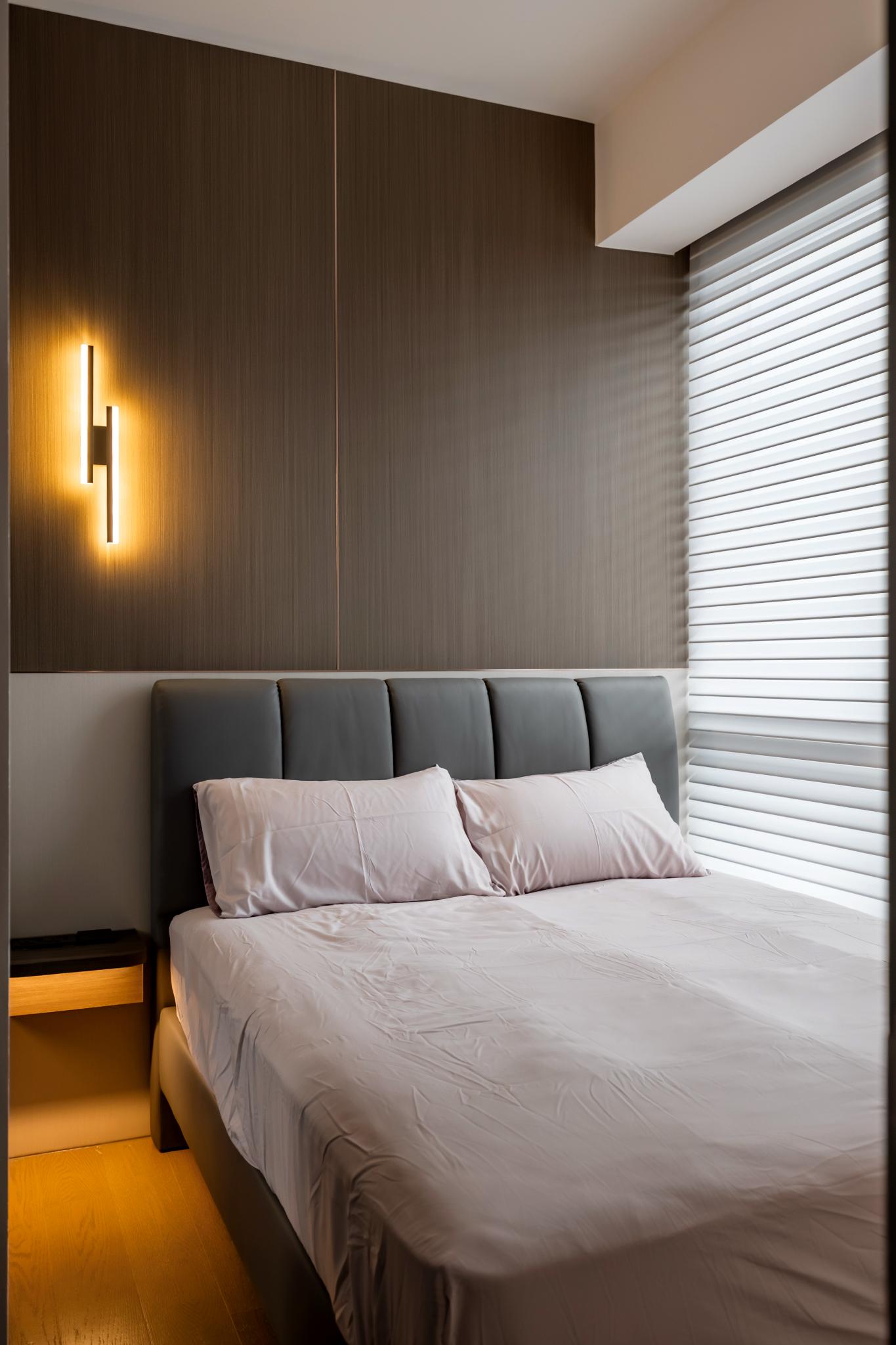 Modern Bedroom with Bed and Lighting