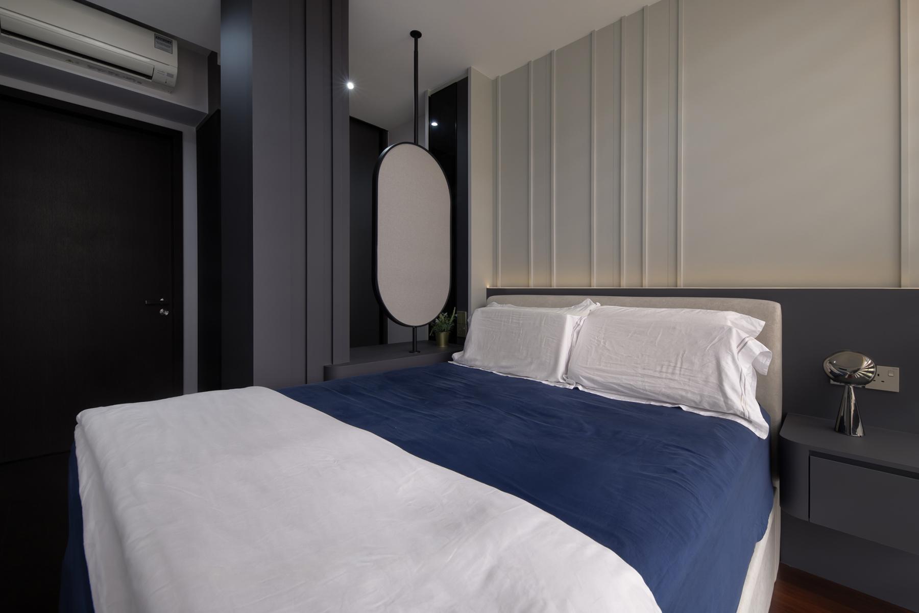 Contemporary Bedroom with Vinyl Flooring and Queen Bed