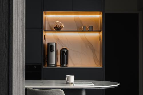 Modern Dining Room at 648C Tampines Street 62