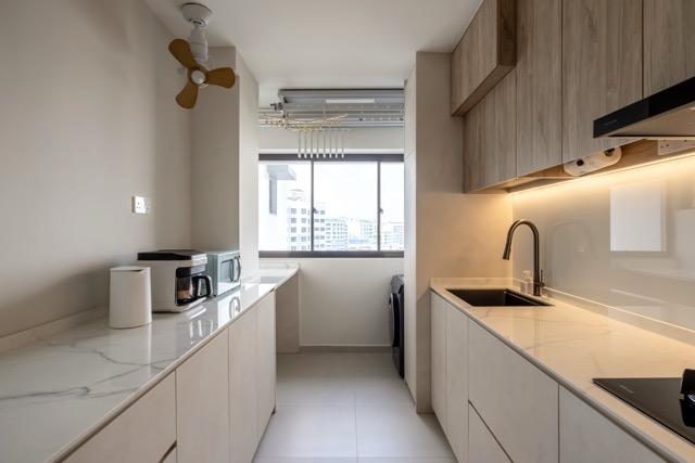 Asian Kitchen with Cupboard and Kitchen Backsplash