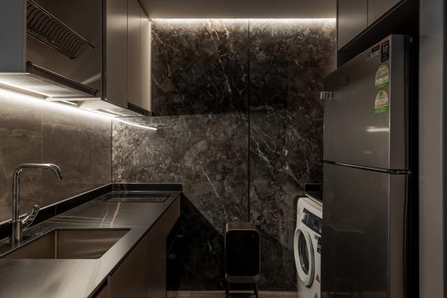 Contemporary Kitchen with Countertop and Cupboard