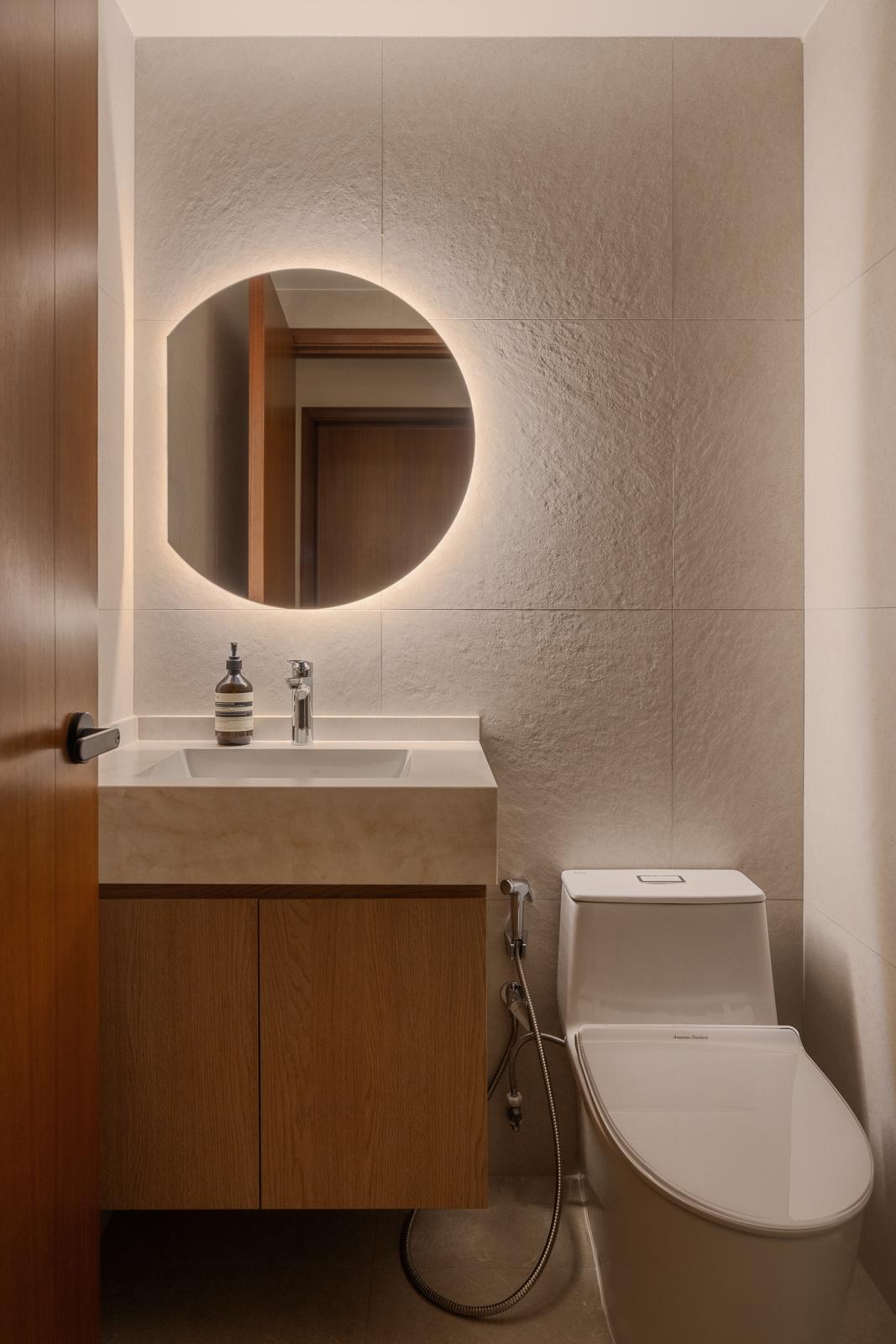 Asian Bathroom with Countertop and Homogeneous Tiles