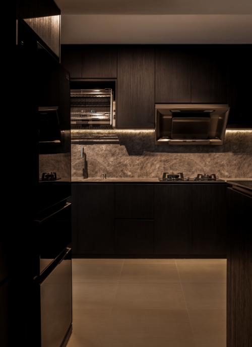 Minimalist Kitchen at Macpherson Weave