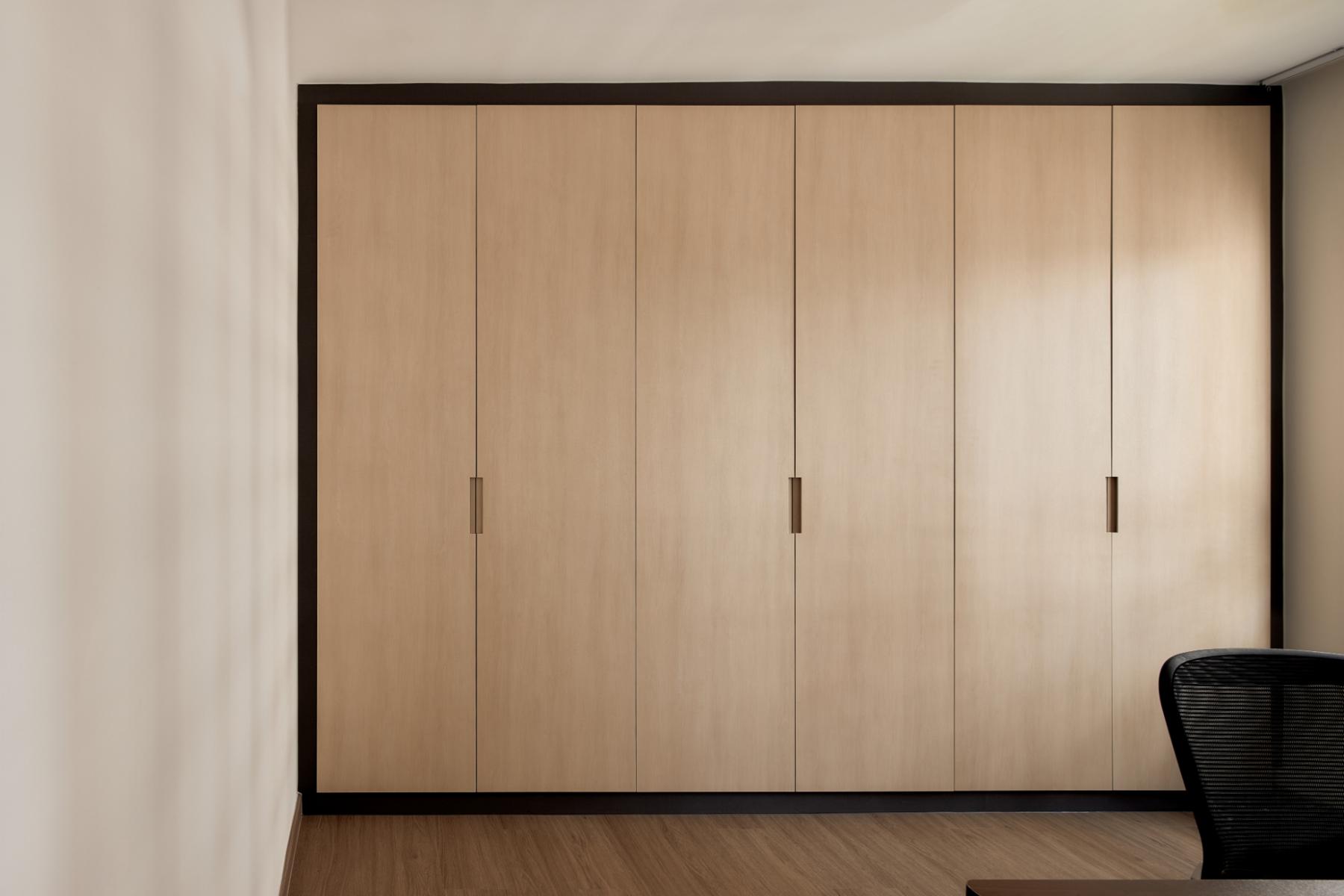 Modern Bedroom with Wardrobe and Closet