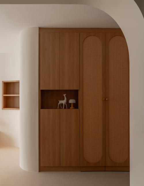 Scandinavian Entryway at Macpherson Blossom