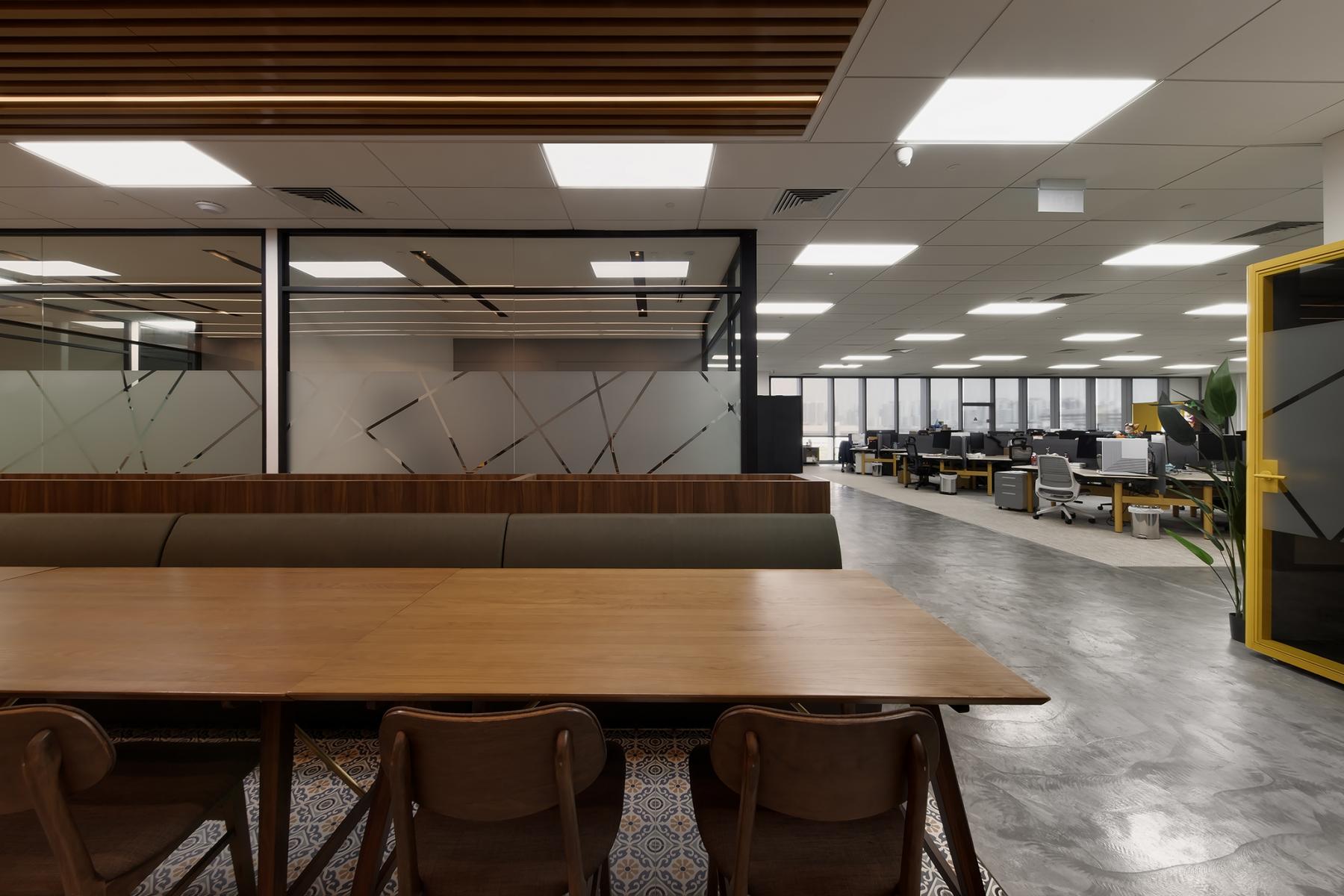 Contemporary Office with Bookshelf and Desk
