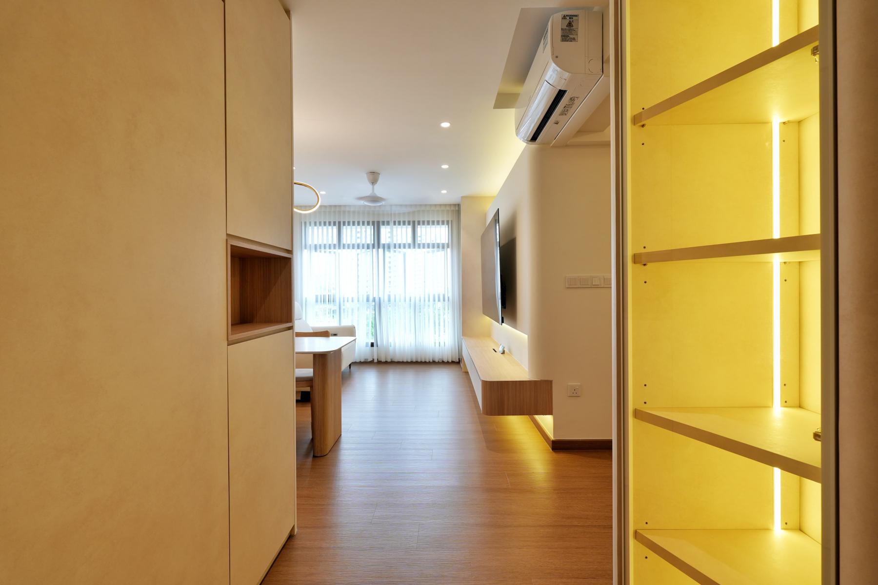 Minimalist Foyer with Storage Cabinets and Display Cabinets