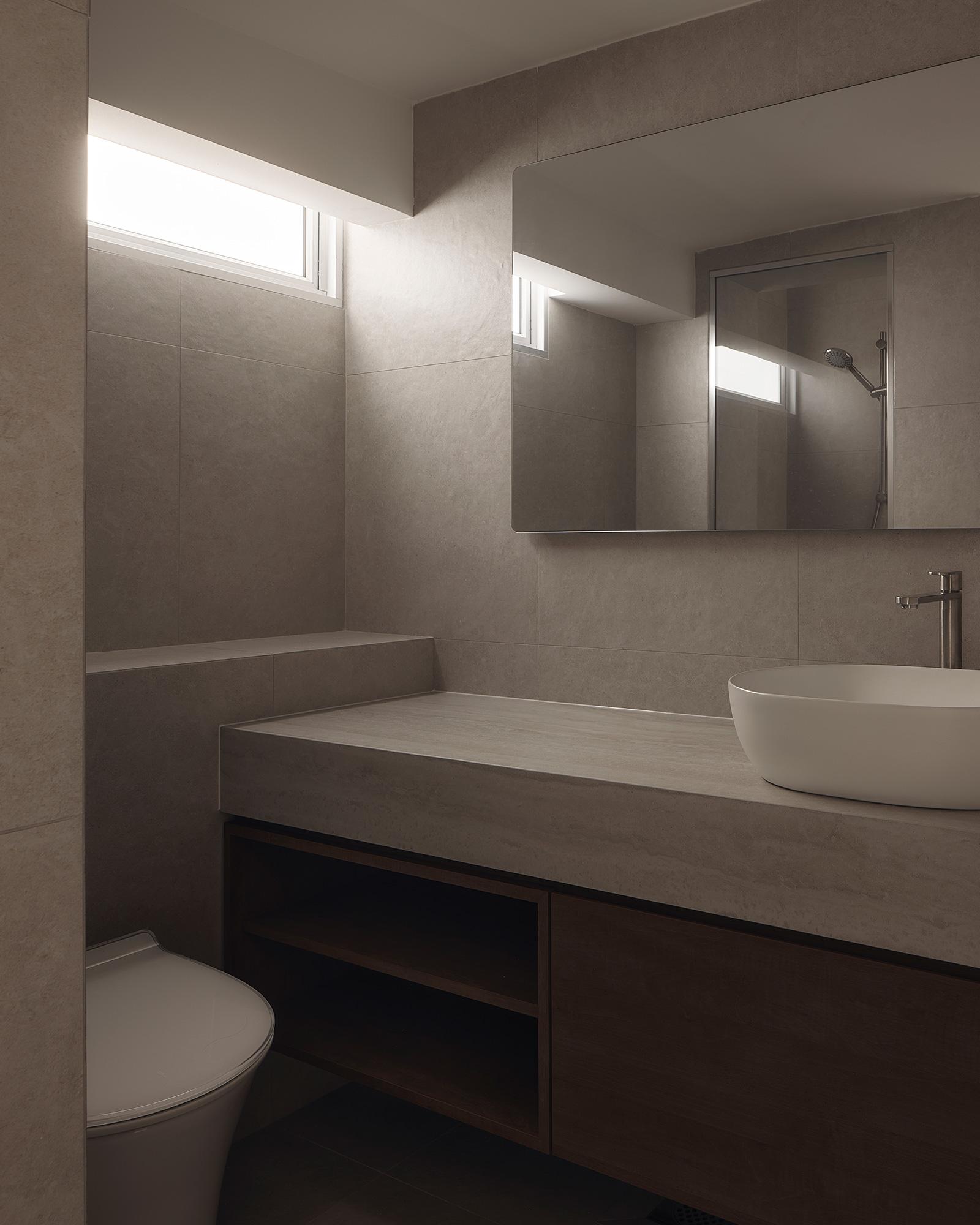Minimalist Bathroom with Countertop and Homogeneous Tiles