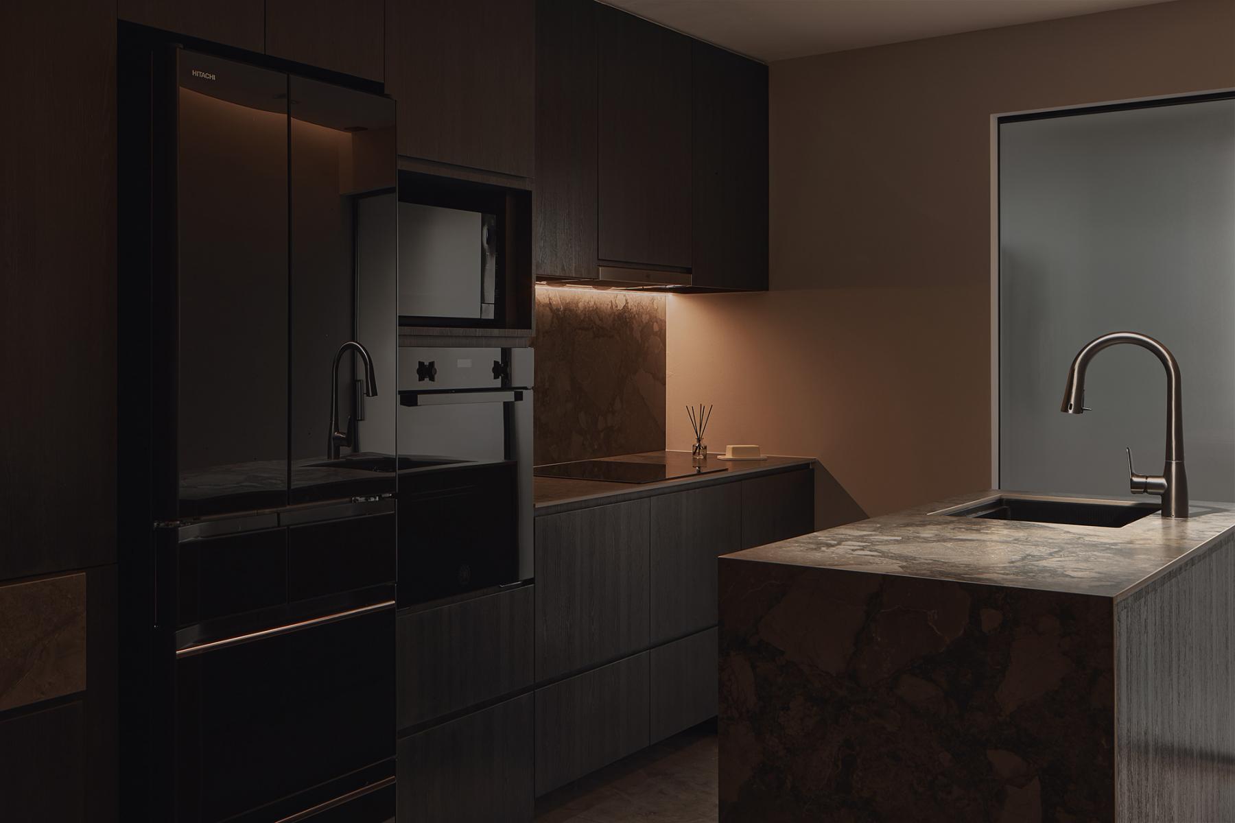 Contemporary Kitchen with Countertop and Homogeneous Tiles