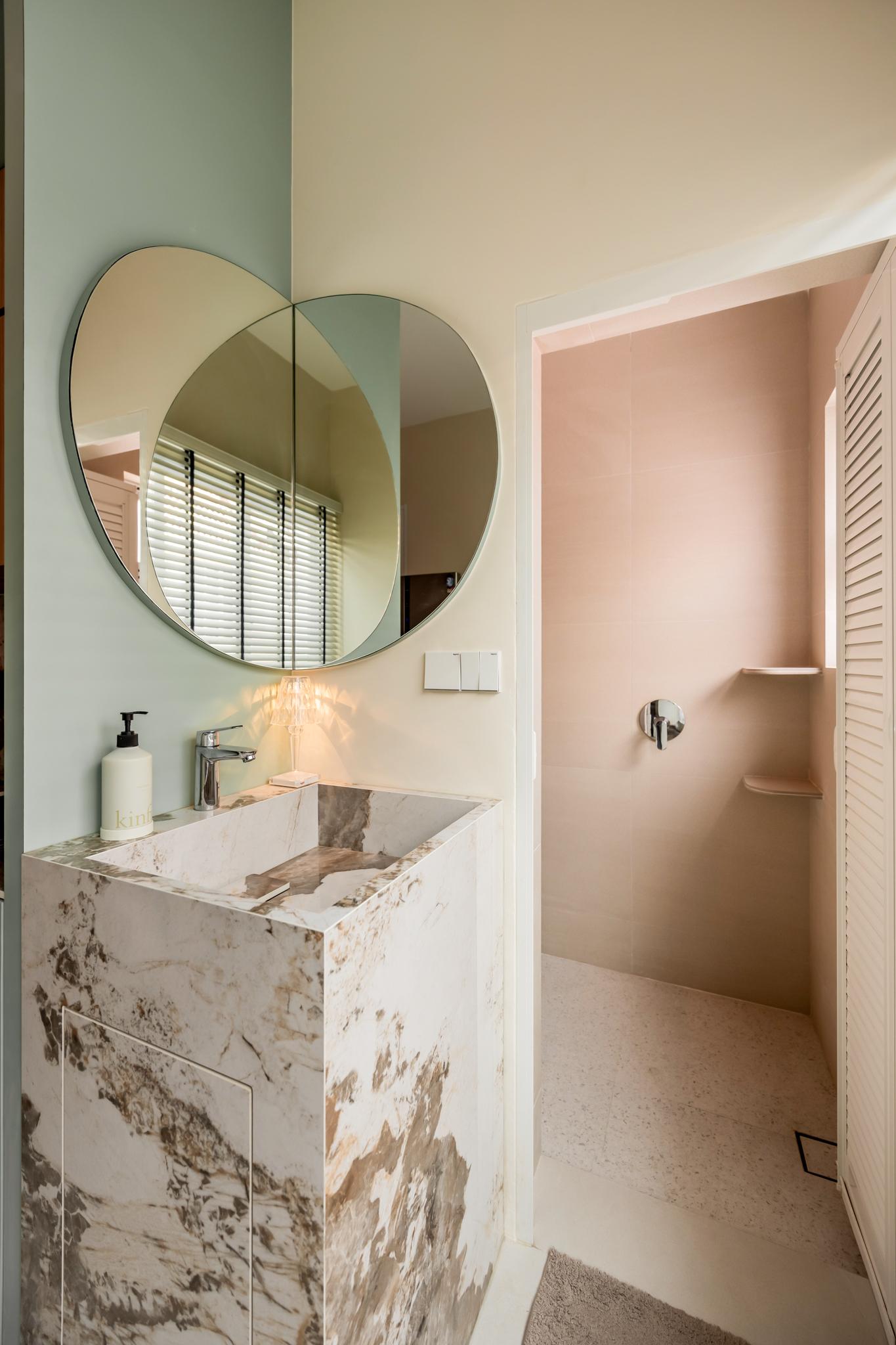 Eclectic Bathroom with Countertop and Mirror