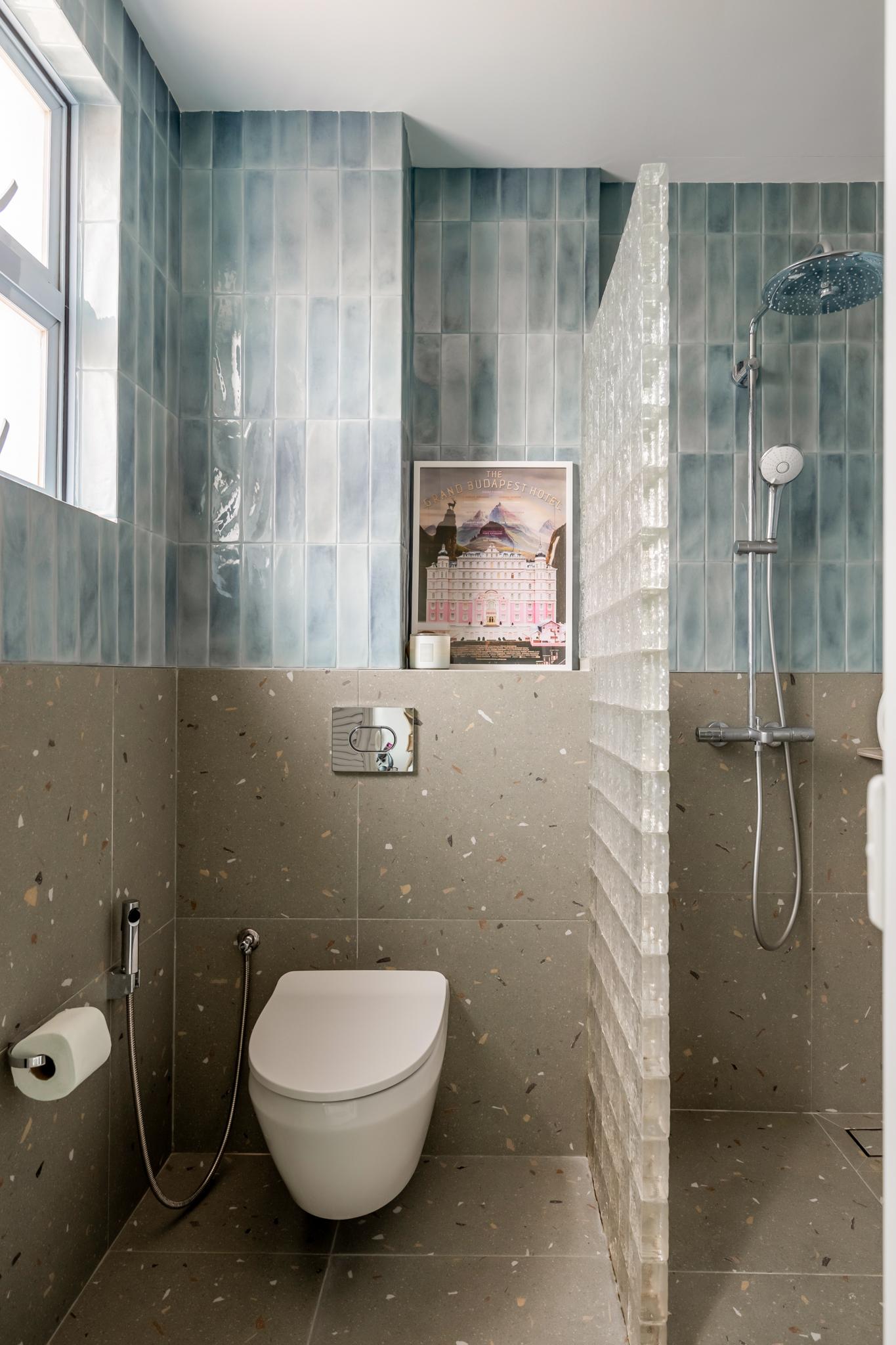 Eclectic Bathroom with Shower Screen and Rainshower