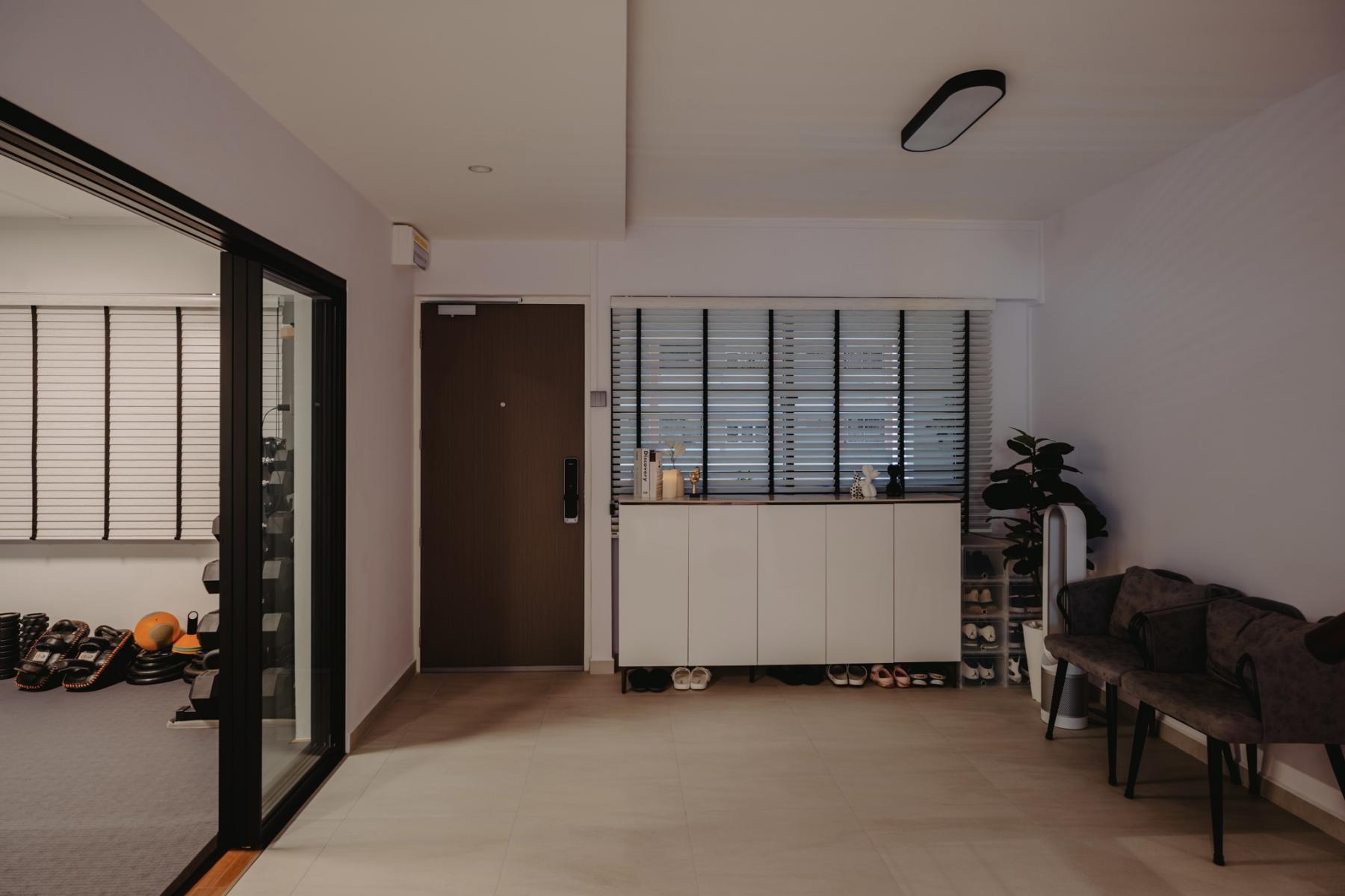 Scandinavian Entryway with Shoe Rack and Small Storage