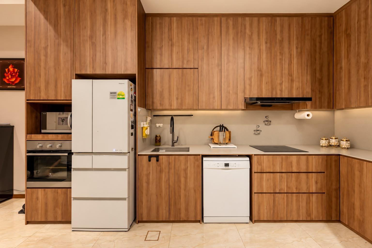 Asian Kitchen with Countertop and Kitchen Backsplash