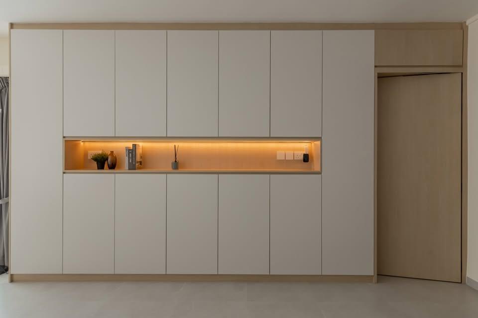 Modern Entryway with Shoe Rack and Shoe Cabinets