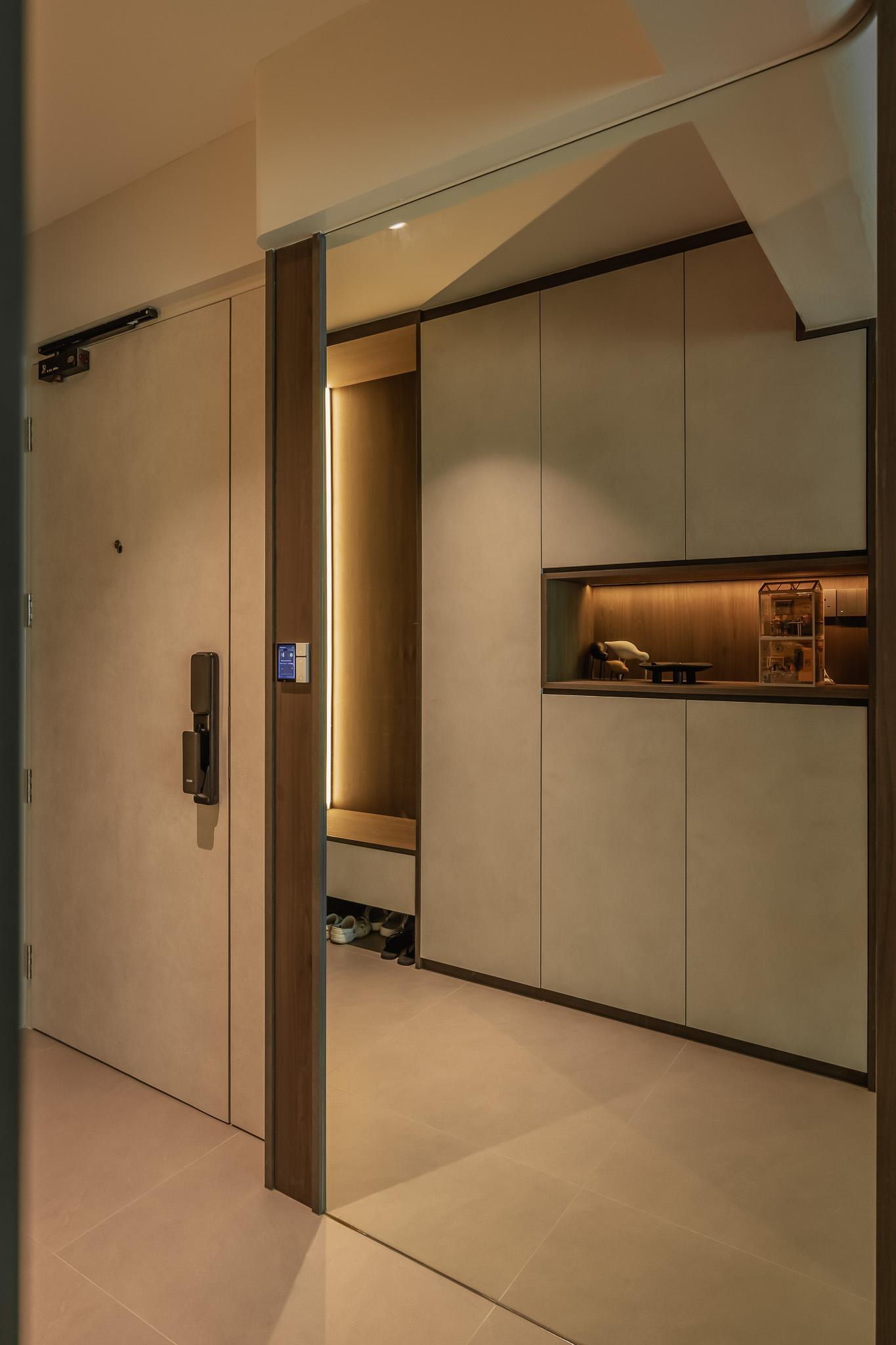 Contemporary Entryway with Mirror and Seating Bench