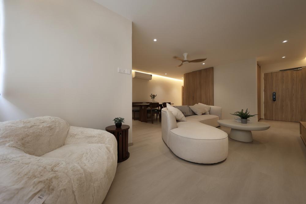 Resale 4 Room HDB @ Compassvale
