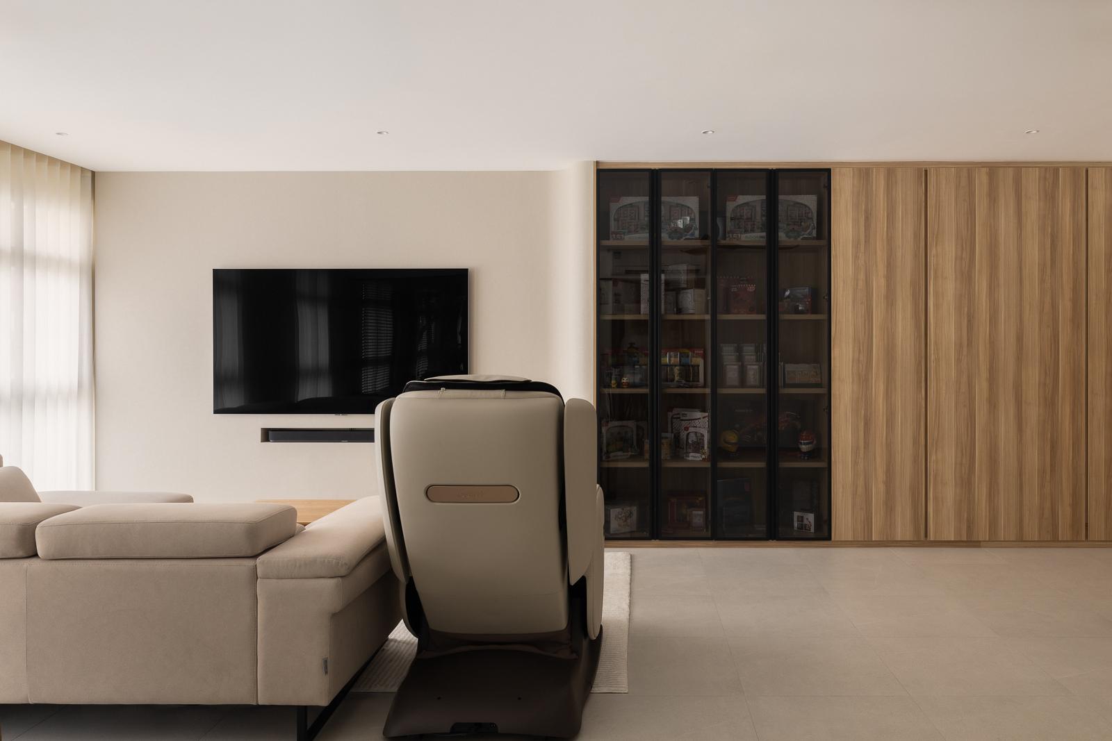 Modern Living Room with Homogeneous Tiles and TV Console