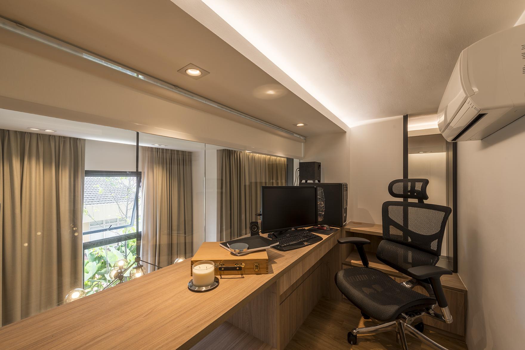 Contemporary Office with Bookshelf and Desk
