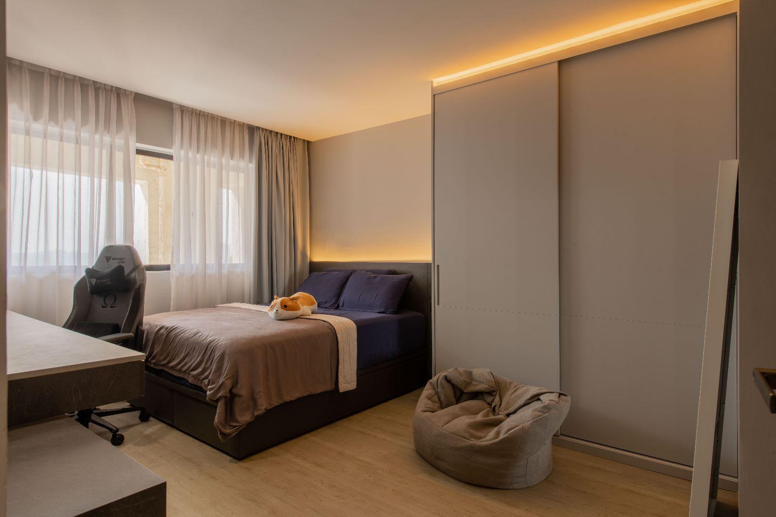 Scandinavian Bedroom with Queen Bed and Bed