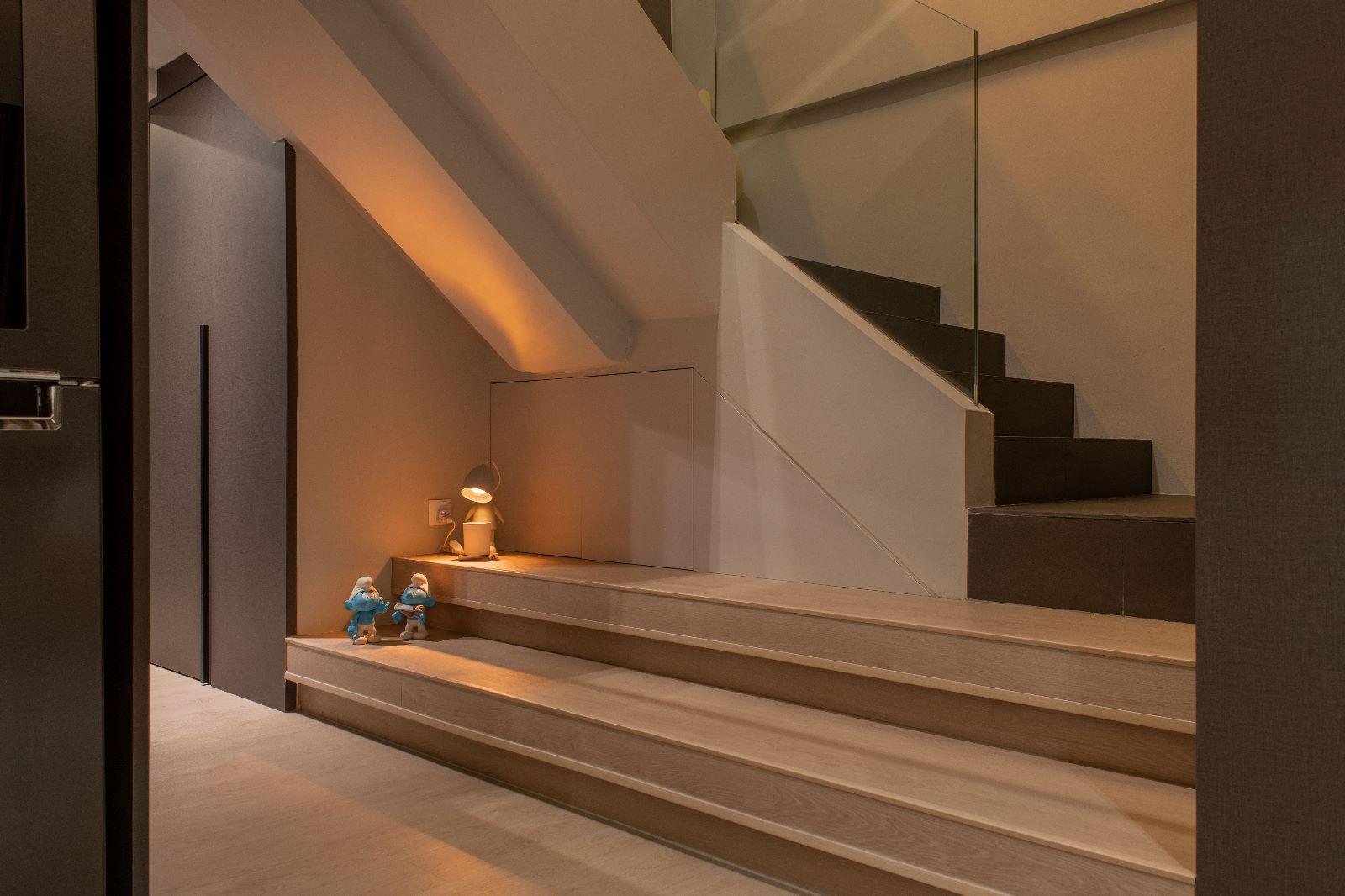 Scandinavian Mezzanine with Loft and Side Table
