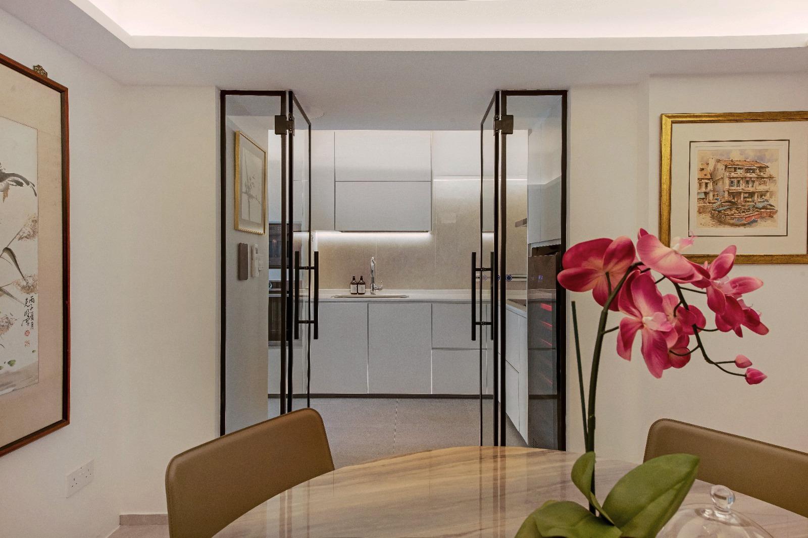 Modern Kitchen with Kitchen Window and Kitchen Island