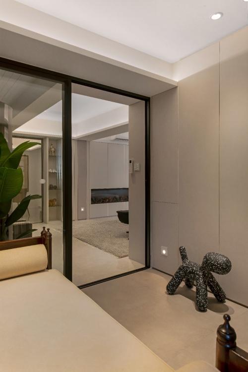 Modern Foyer at Condominium at 460 Tampines St42