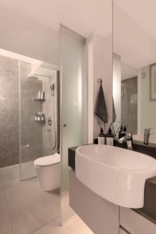 Modern Bathroom at Condominium at 460 Tampines St42
