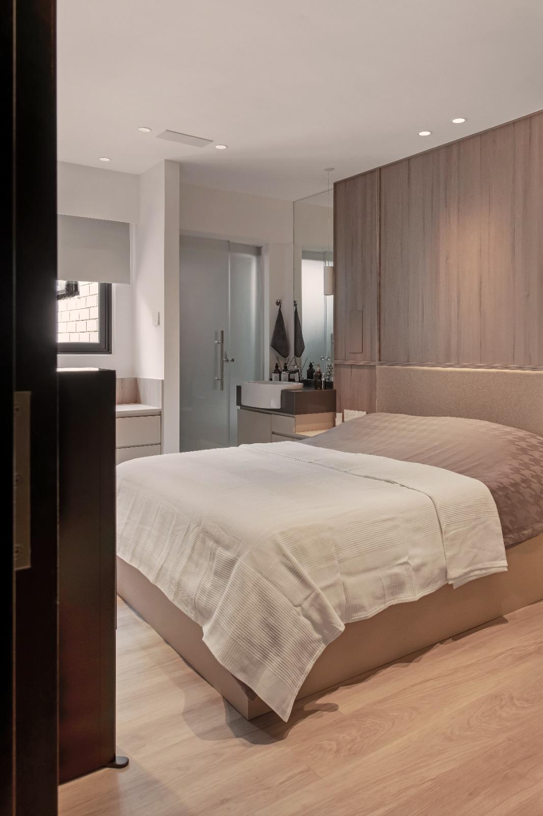 Modern Bedroom with Bay Window and Ceiling Light