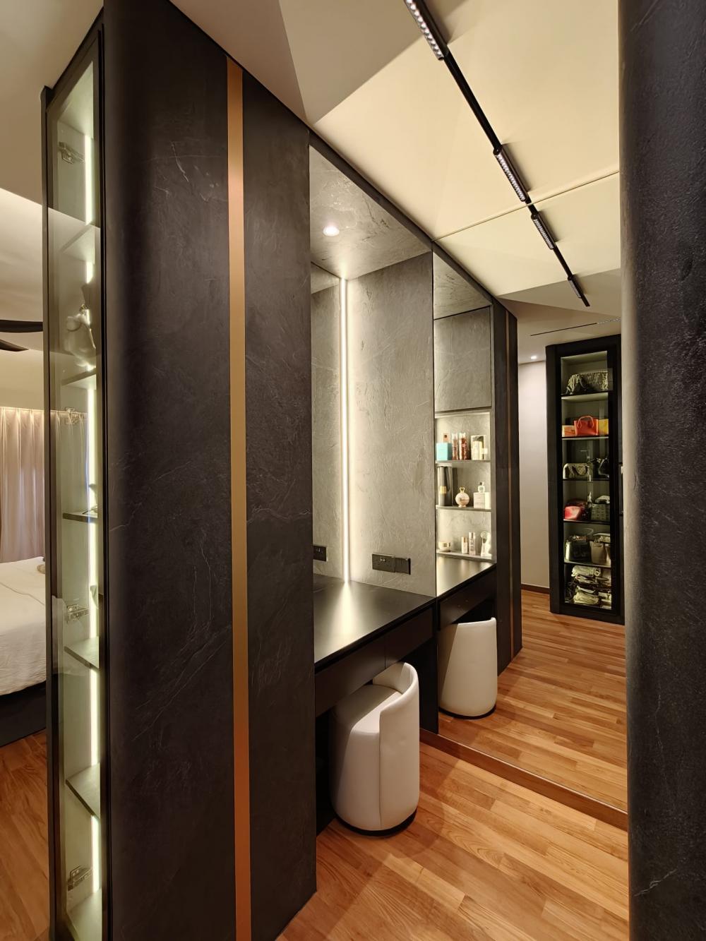 Landed in Kovan