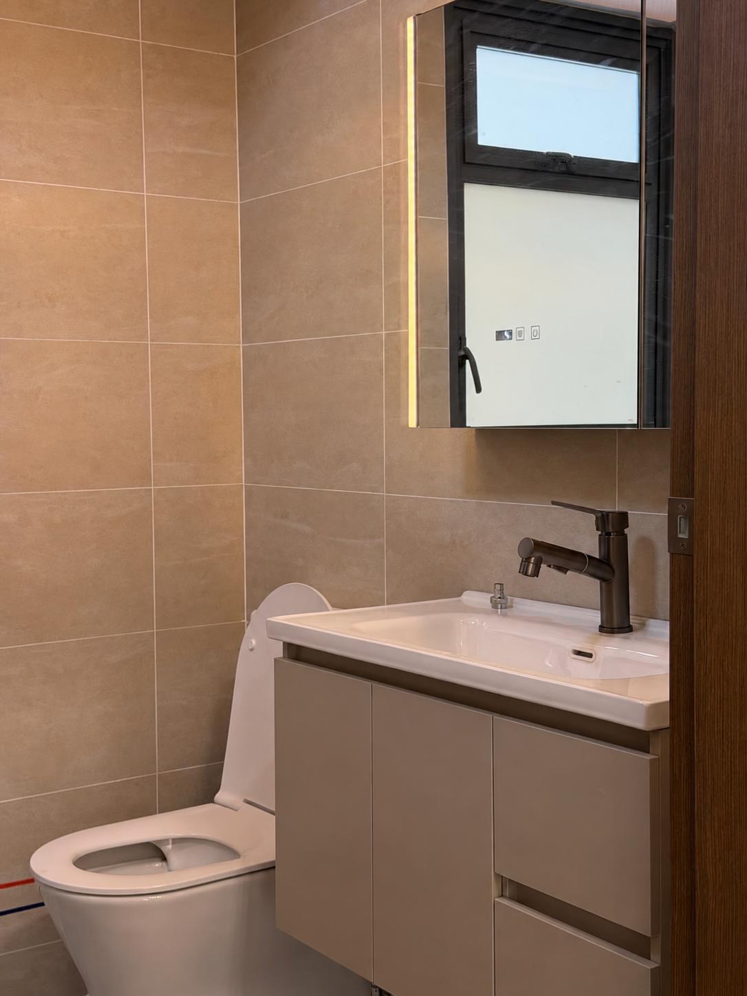 Contemporary Bathroom with Countertop and Mirror