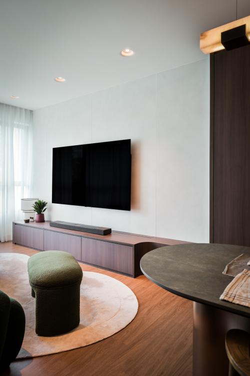 Modern Living Room at Condominium at 57 Pasir Ris Dr 1 #04-09 Belysa