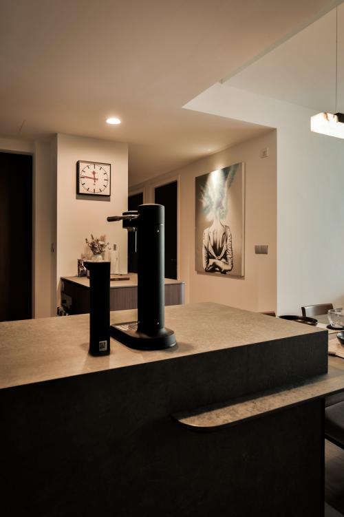 Modern Dining Room at Condominium at 57 Pasir Ris Dr 1 #04-09 Belysa