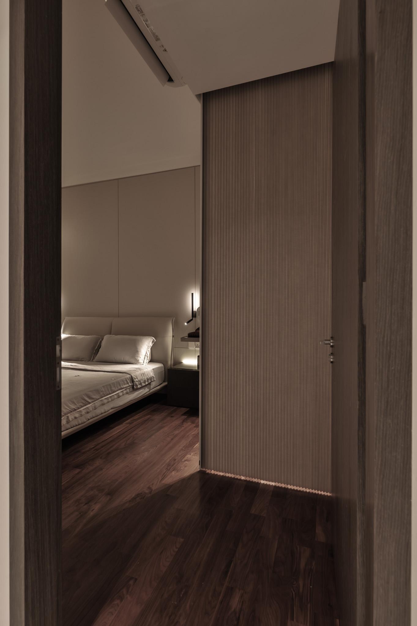 Minimalist Bedroom with Ceiling Light and Wardrobe