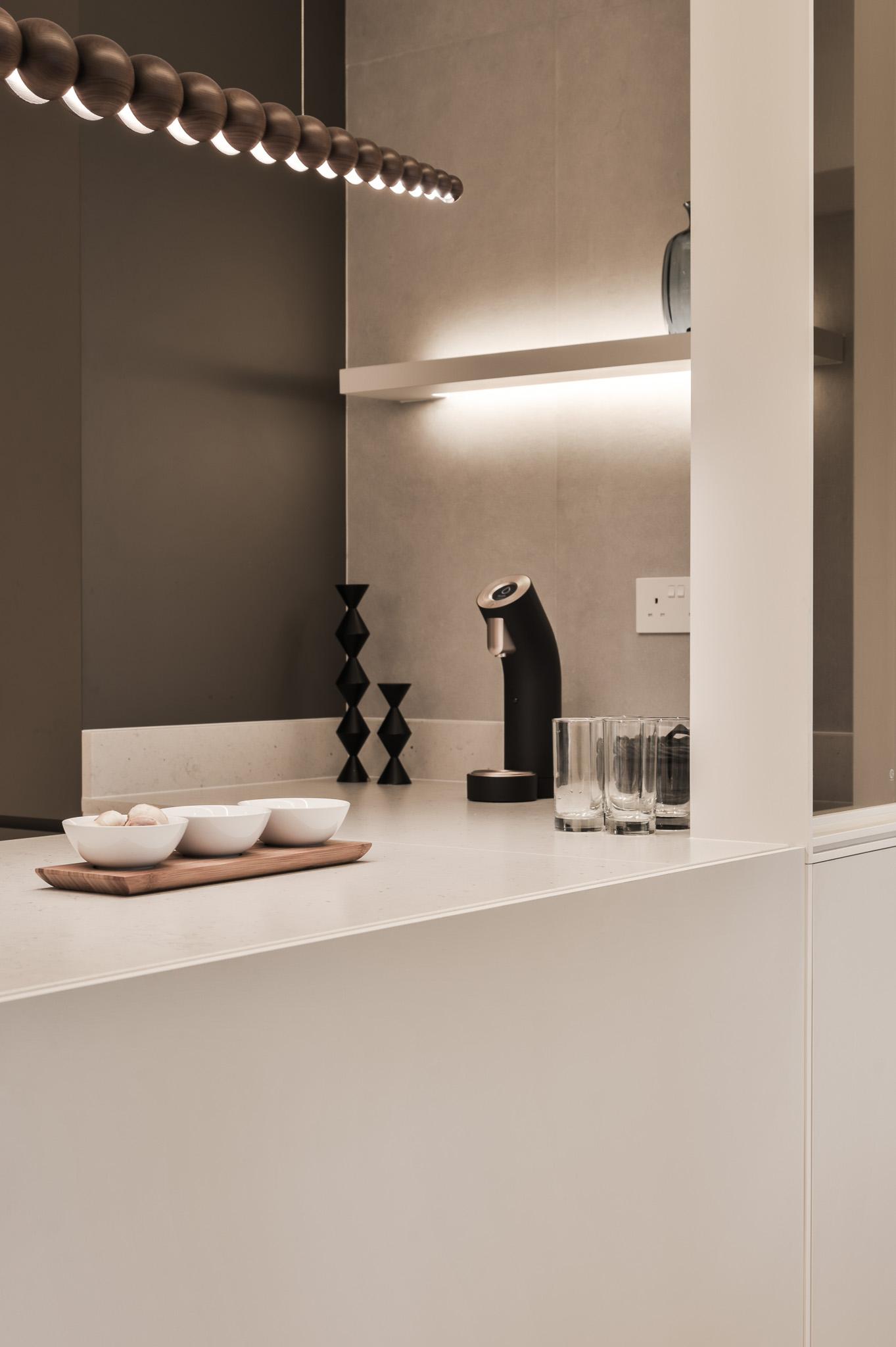 Modern Home Bar with Countertop and Bar Counter