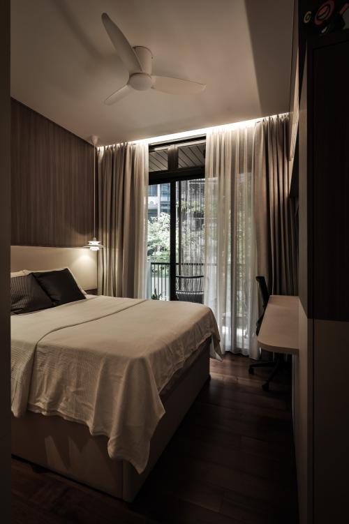 Modern Bedroom at Condominium at 11K Toh Tuck Rd