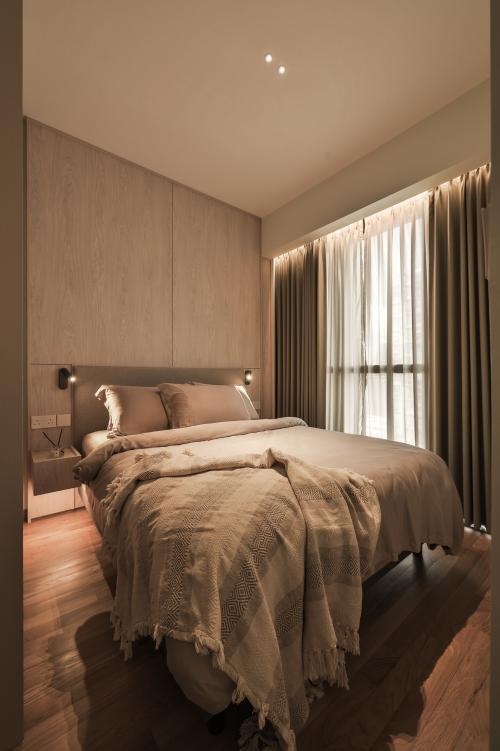 Modern Bedroom at Condominium at 5 Derbyshire Rd